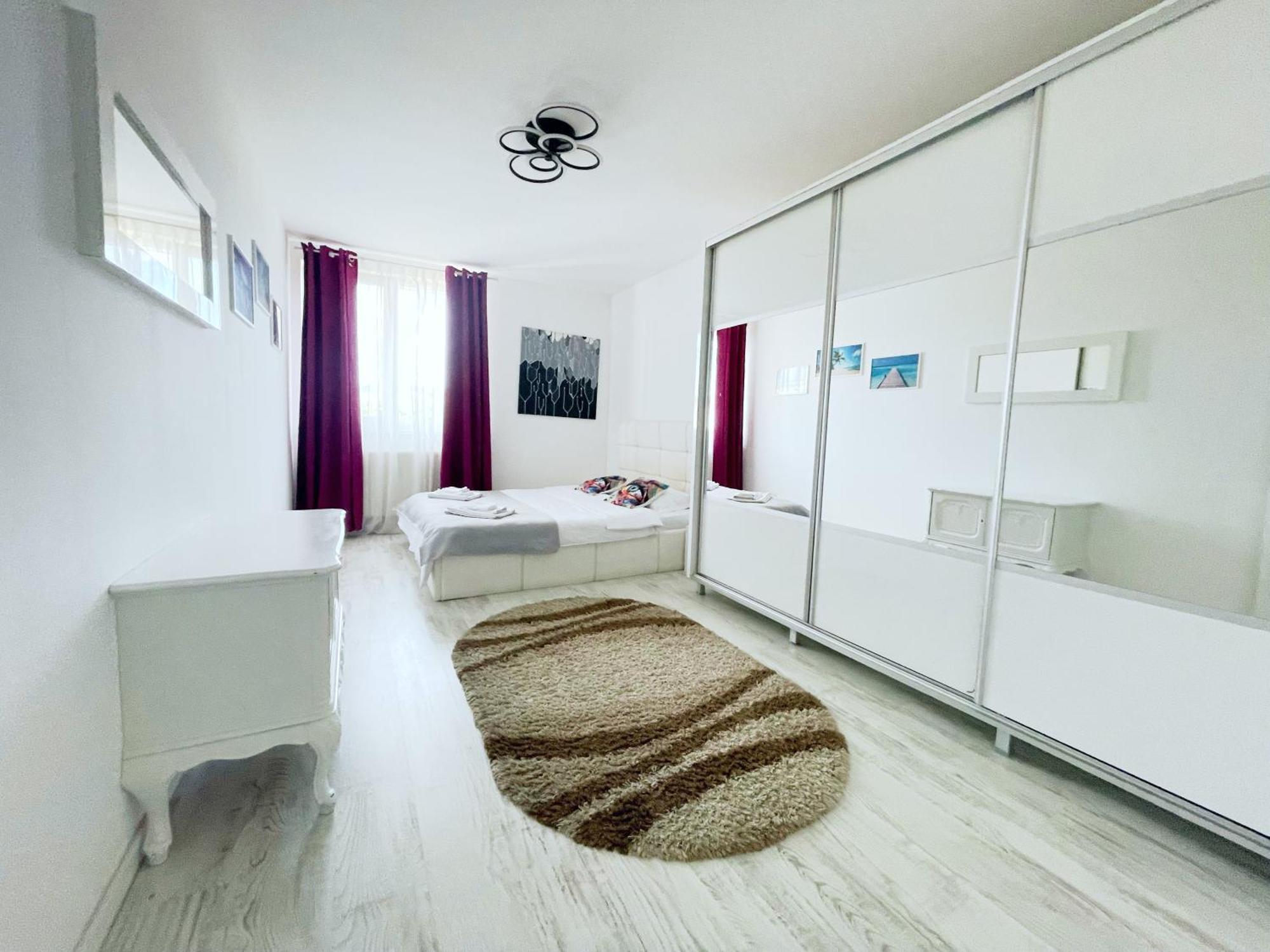 Yamalux Apartments - Ploiesti 33 クルージュ＝ナポカ エクステリア 写真