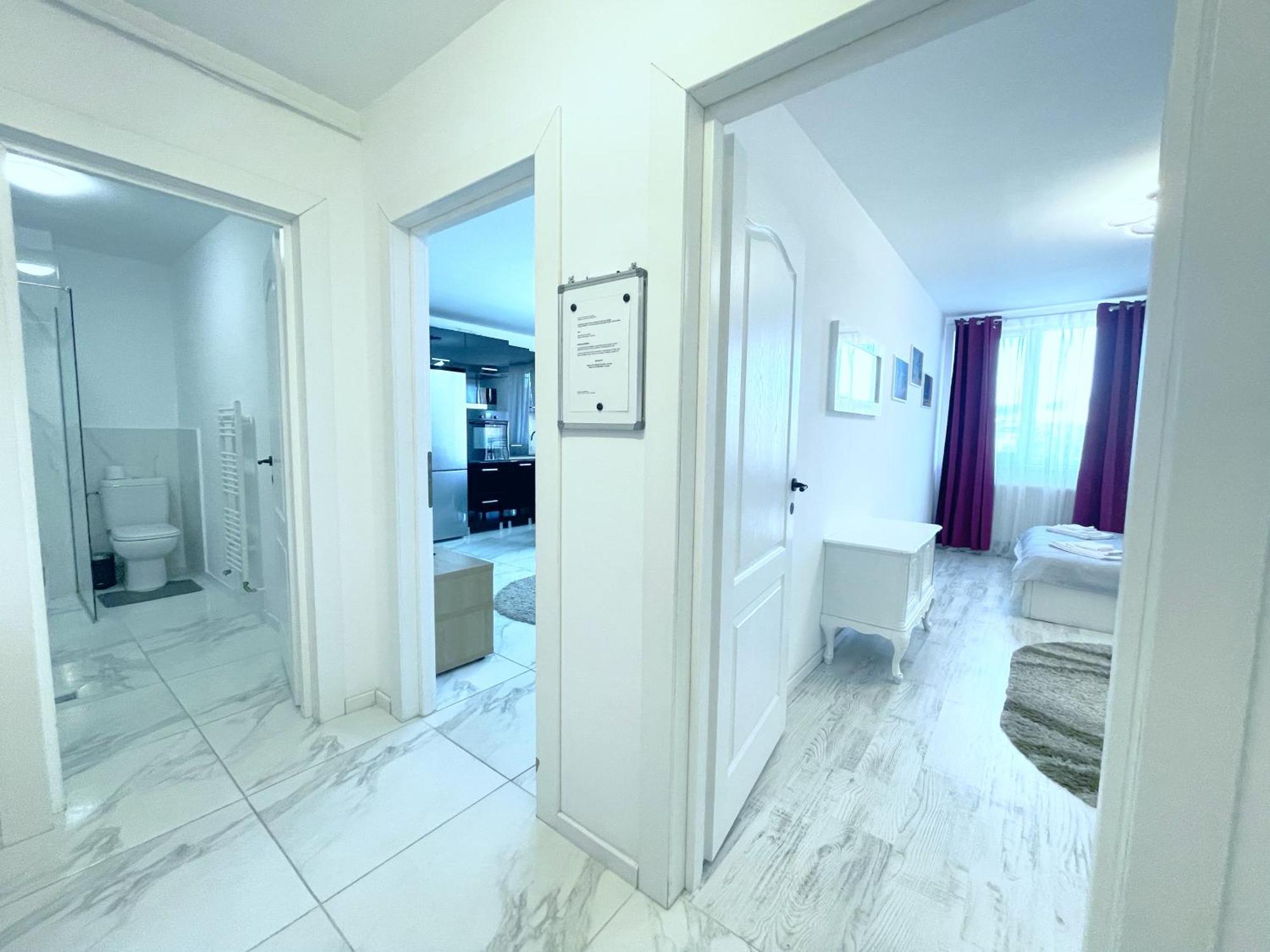 Yamalux Apartments - Ploiesti 33 クルージュ＝ナポカ エクステリア 写真
